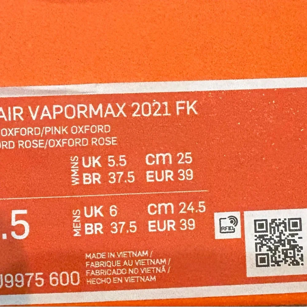 Nike Women’s Pink Nike Air VaporMax NIB - Picture 5 of 5